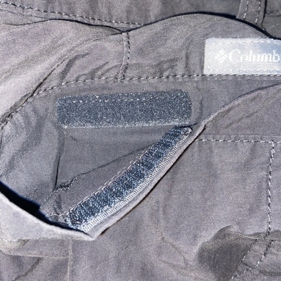 2/30$ Men’s Columbia Dark‎ Gray slim fit Cargo shorts size 32 - Picture 4 of 10